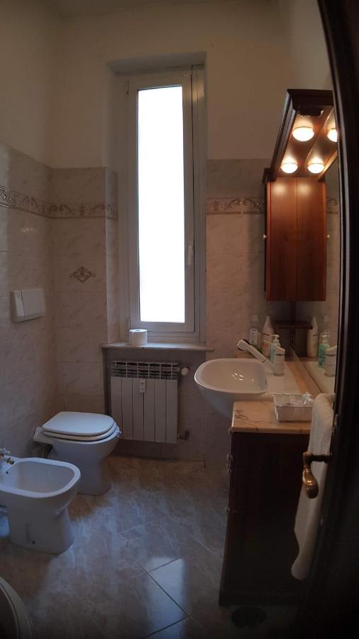 La Casa Di Bonnie & Clyde Appartement Genua Buitenkant foto