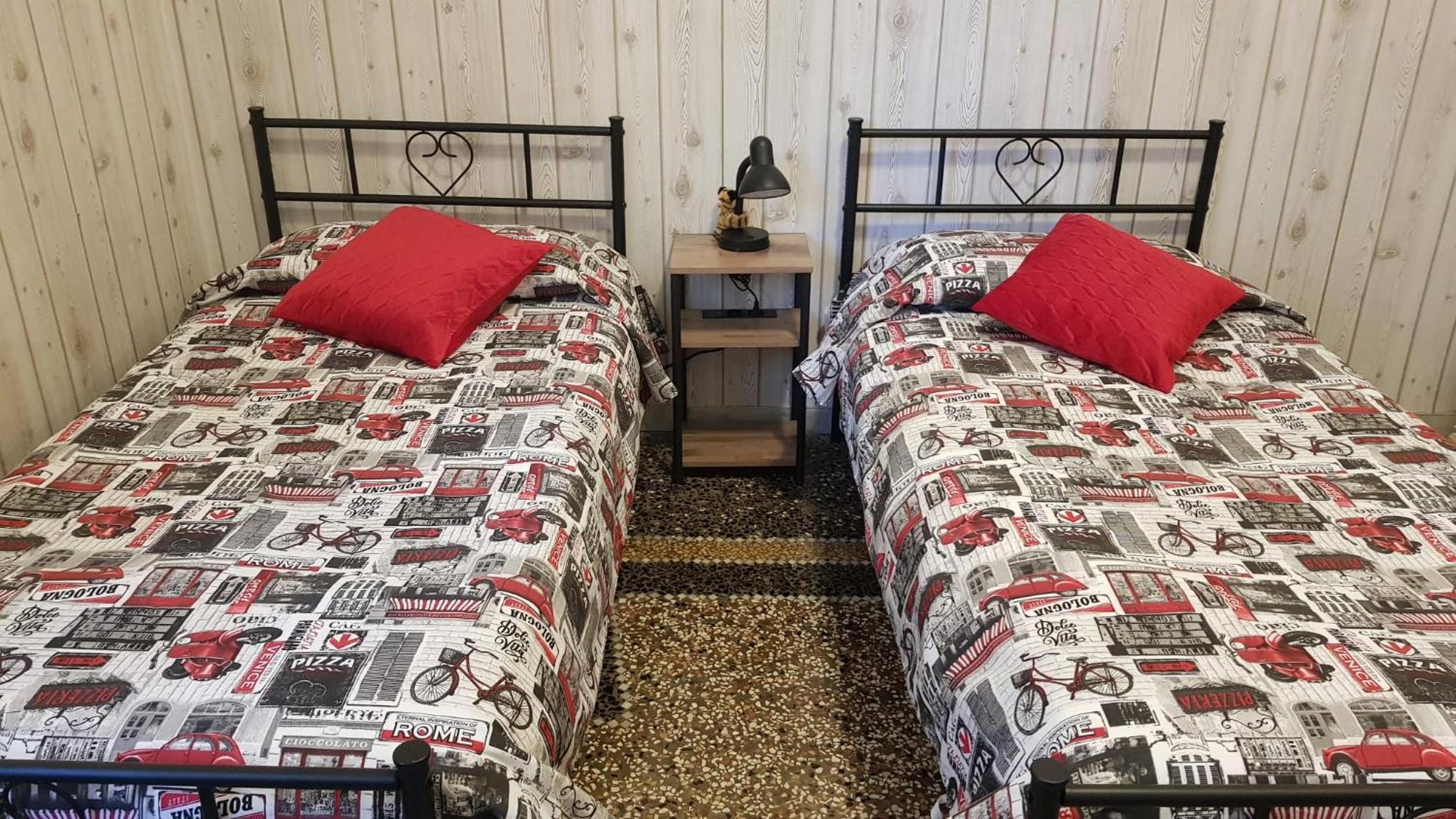 La Casa Di Bonnie & Clyde Appartement Genua Buitenkant foto